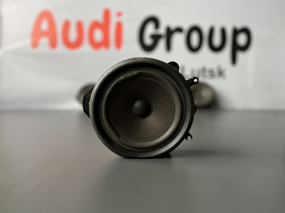 Колонка Audi A4 B7 Передня Задня Основна Ауді Розборка
