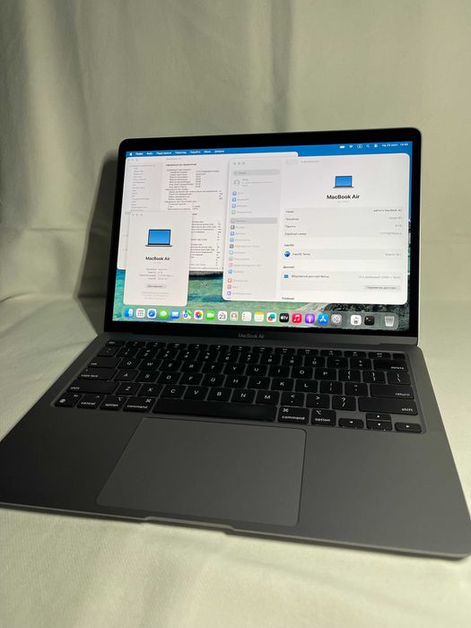 MacBook Air 13" 256gb (M1, 2020, 100%АКБ) a2337