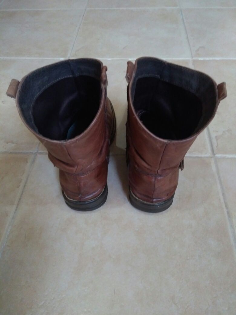 Botas em Pele para Menina n.35