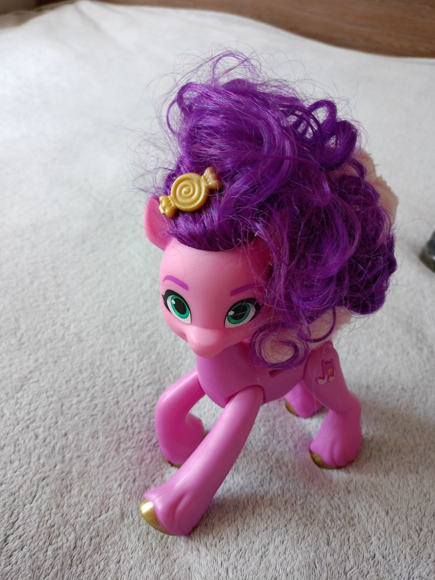 Фігурка My Little Pony Pipp  співаюча поні Hasbro