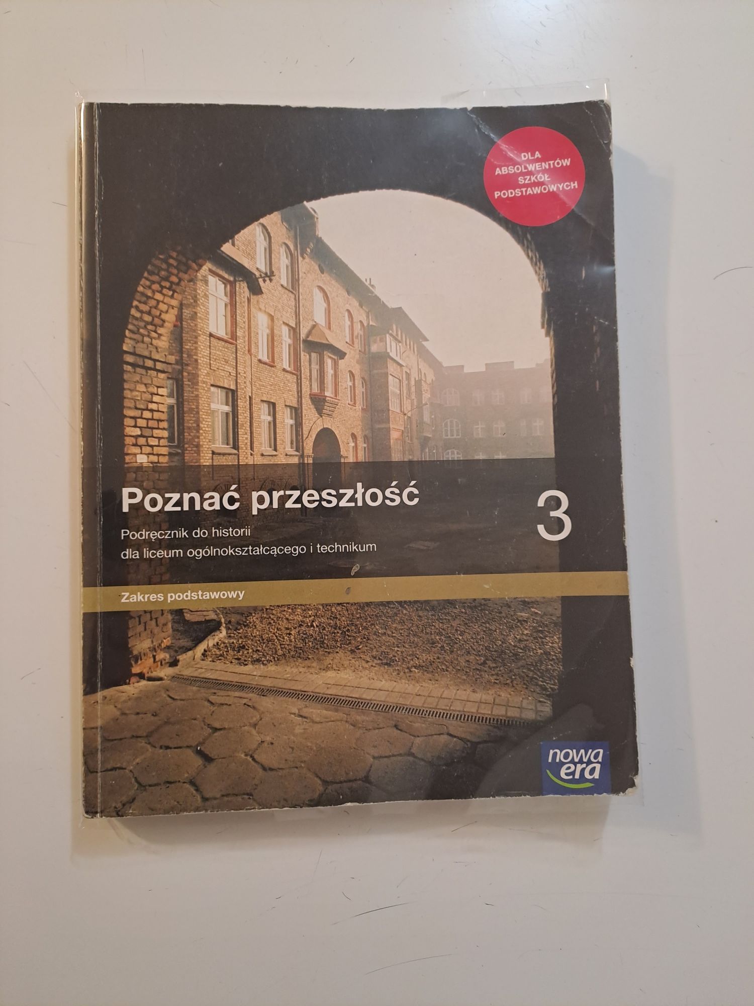 Książki do szkoły średniej/ Przeszłość i dziś 3