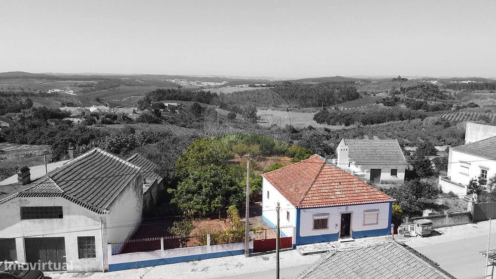 Moradia T4 para venda