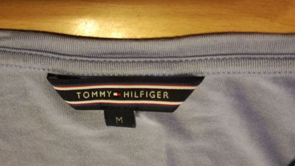Bluzka TOMMY HILFIGER r.M stan bardzo dobry