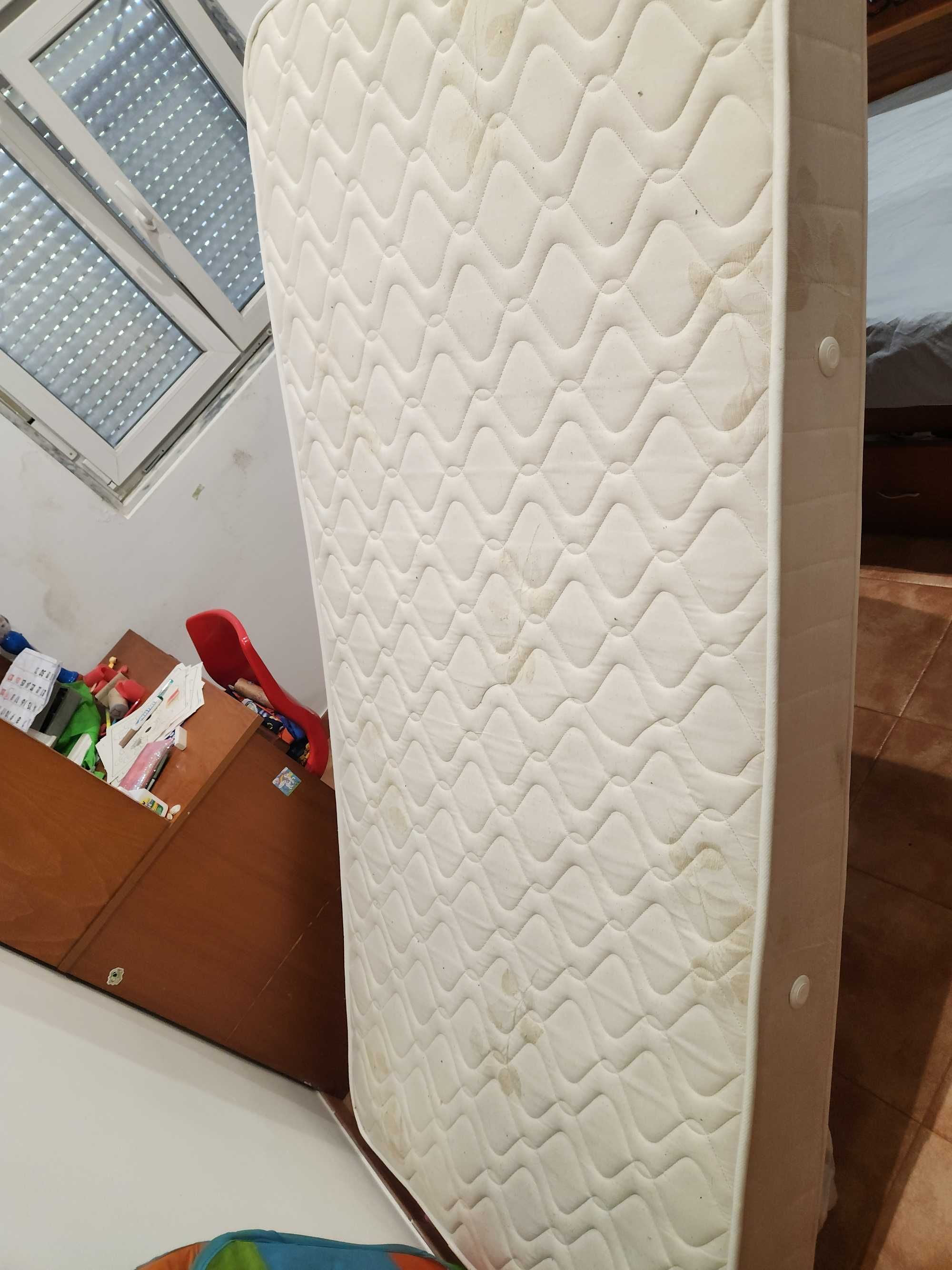 Colchão Solteiro