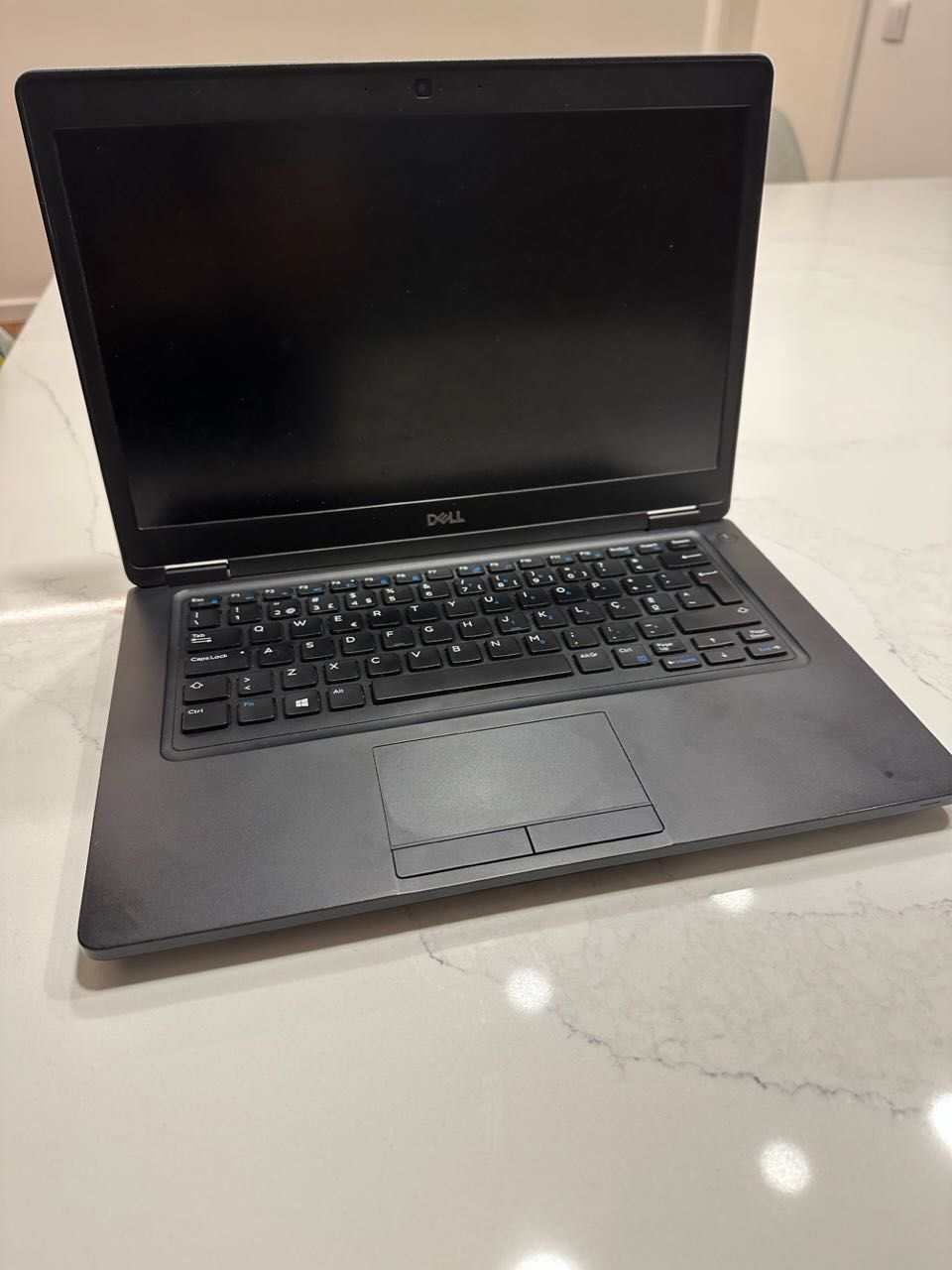 Dell Latitude 5490 - 14’’ FHD [i5-8250U/16GB/256GB SSD NVMe]