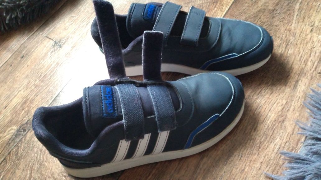 Buty z adidasa rozmiar 34