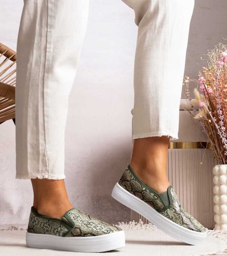 Zielone tenisówki Slip On 38