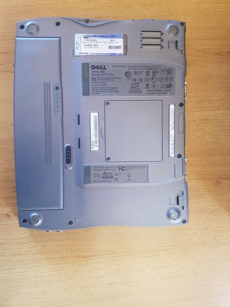 Zestaw Dell Latitude c400  laptop RARYTAS