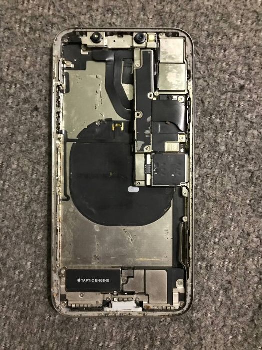 IPhone X на запчастини