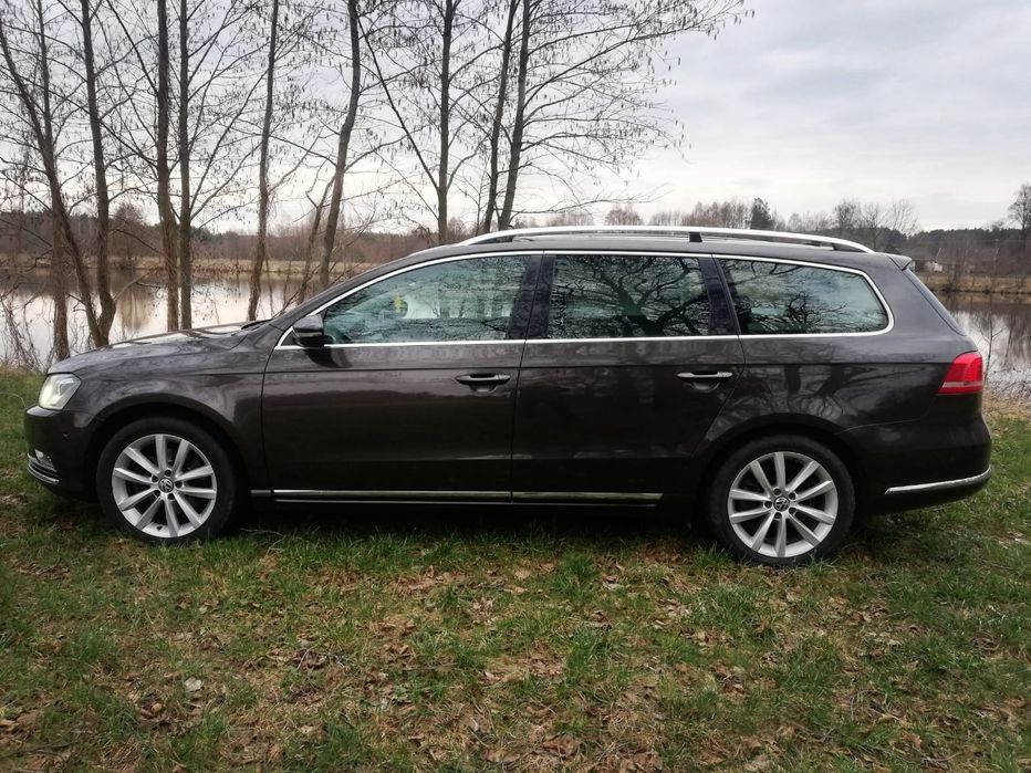 VW Passat B7 2.0 TDI Highline DSG Łopatki Xenon Full Led Panorama Dach