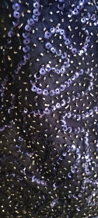 Гарна сукня для дівчинки