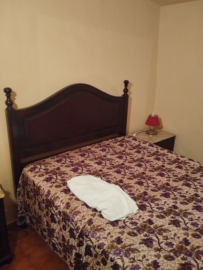 Alugo casa na aldeia dos Fernandes concelho de Almodôvar