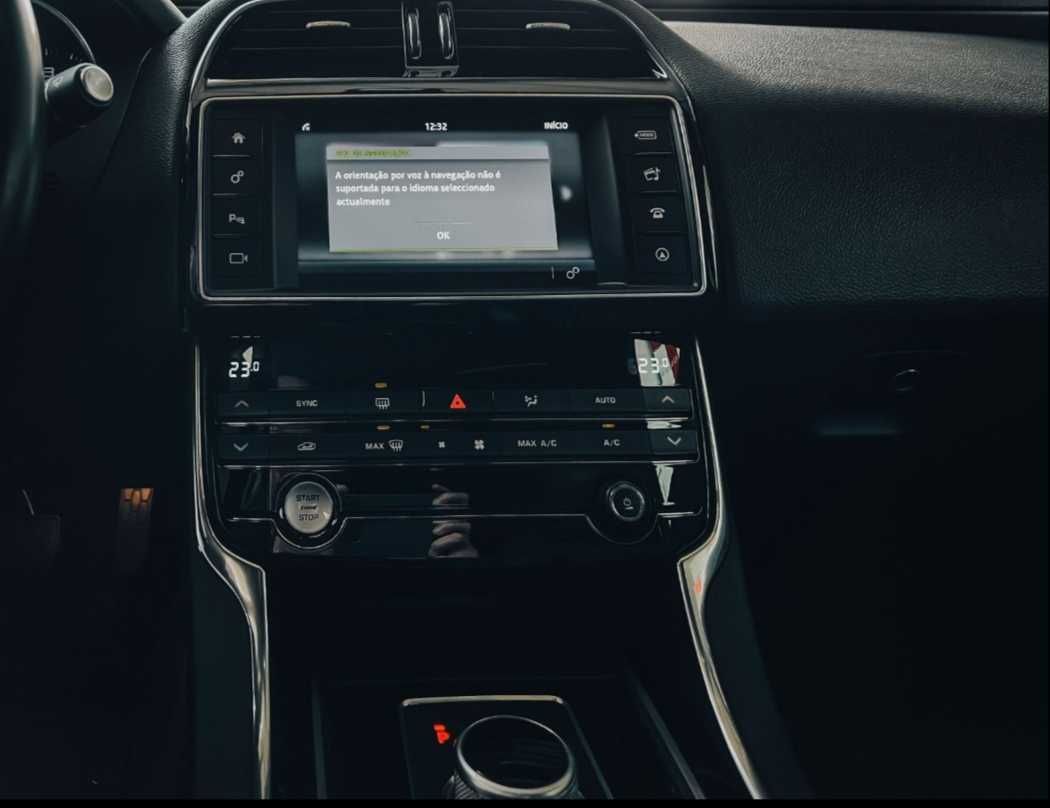 Jaguar xe 2.0 R.Sport 180cv (motor novo)