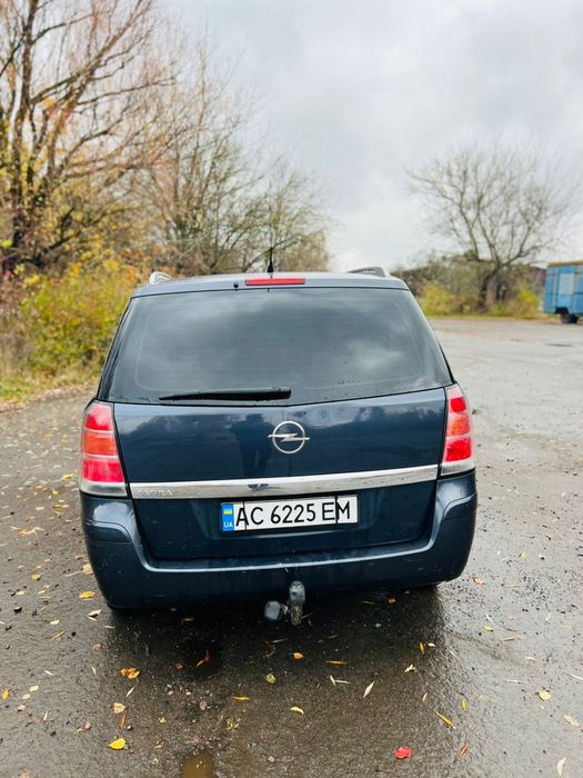 Opel Zefira B 1.6 бензин