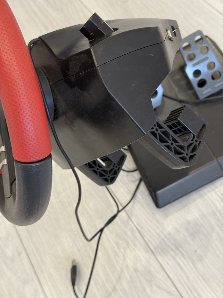 Logitech Formula Force EX | ретро кермо з педалями