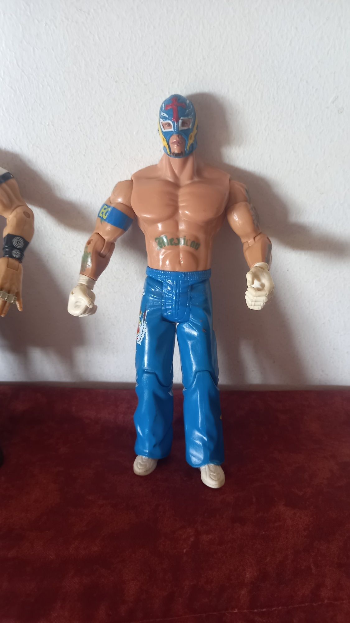Conjunto 3 bonecos WWE (usados)