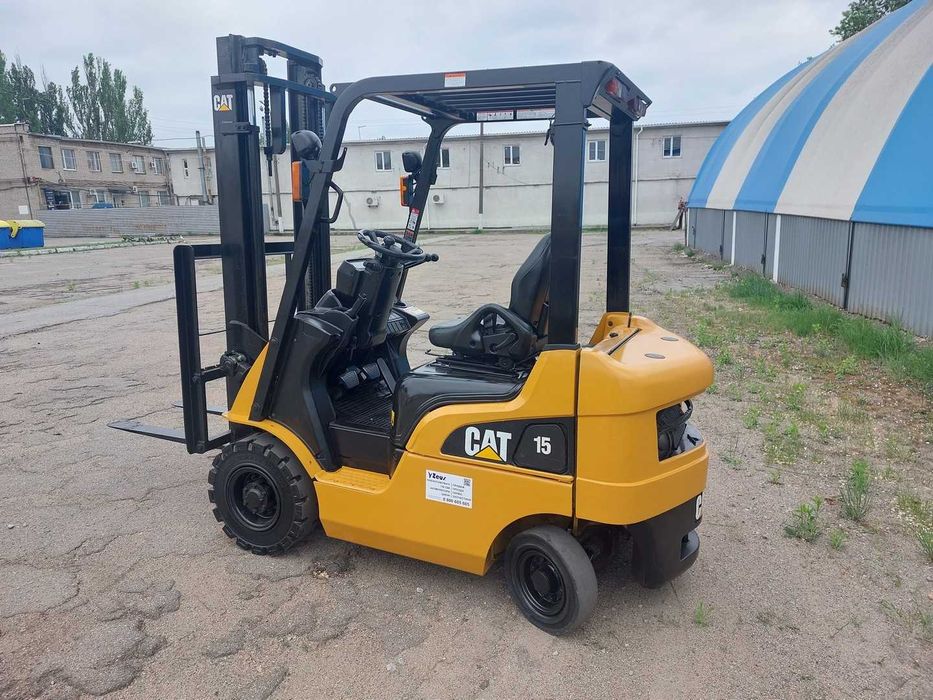 Оренда вилочного навантажувач  від 3 міс CAT DP15NT дизельний