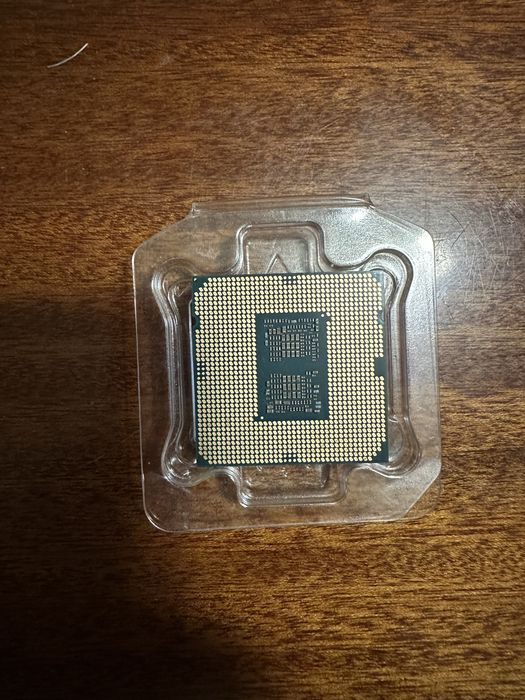 Intel Core i9 10850k з мідною кришкою