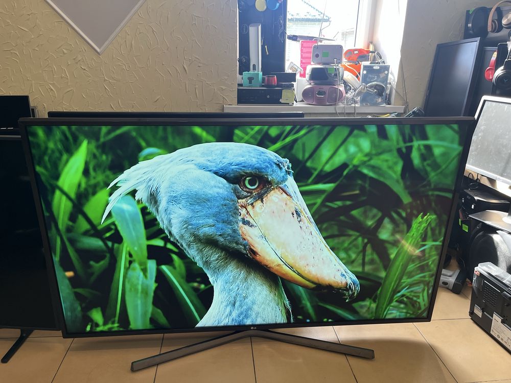 Телевізор LG 60UJ634V Smart TV