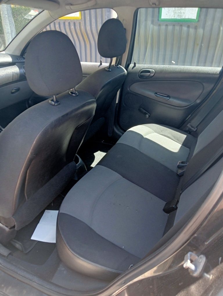 Peugeot 206 1 4hdi sw Gasóleo. 280 000 Kilometros