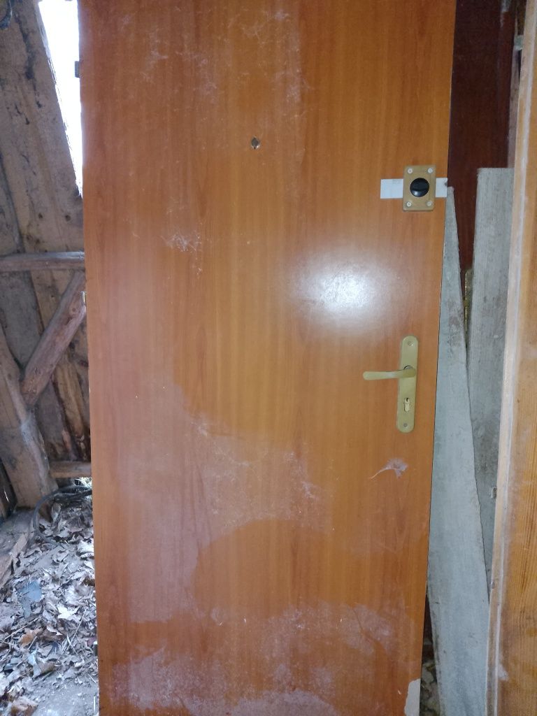 Drzwi wewnętrzne i zewnętrzne