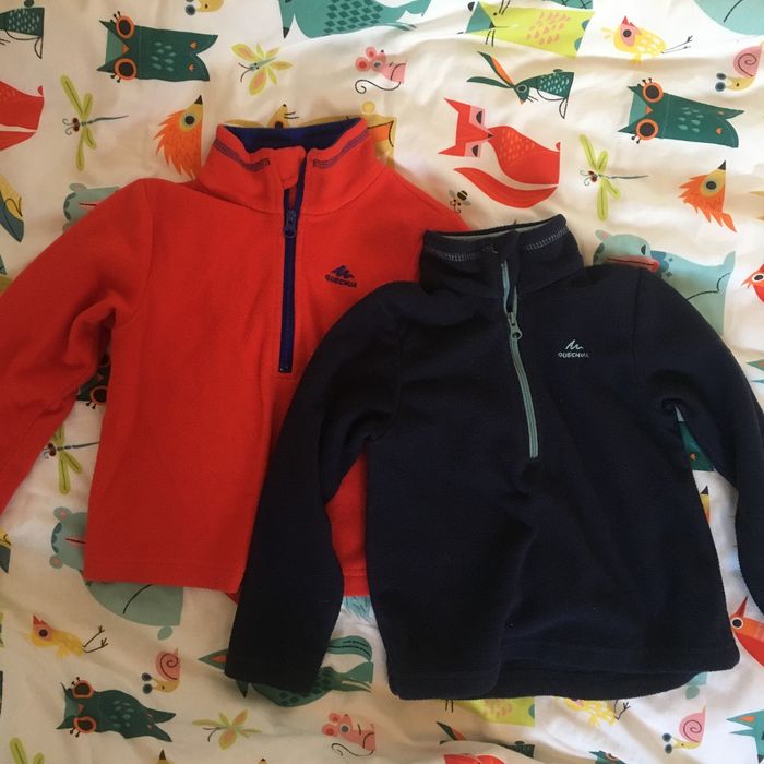 2 camisolas polar Quechua, tamanho 2-3 anos