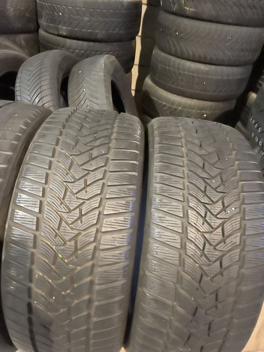 R18 235/45 зимові шини з Німеччини.