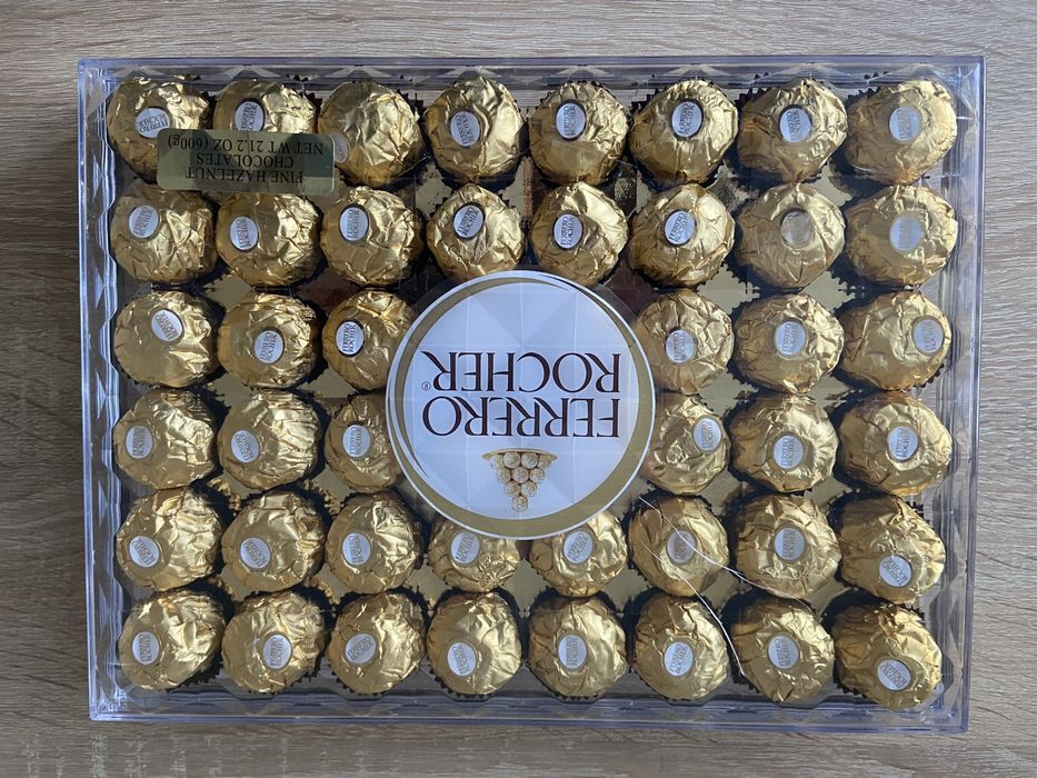 Шоколадні цукерки з горішком