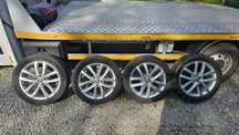 Oryginalne felgi VW Passat z oponami letnimi 17"