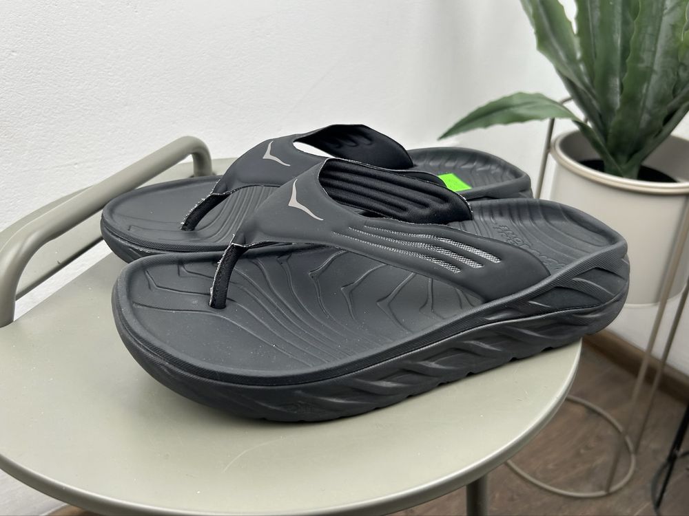 Оригінал! Тапочки шльопки вєтнамки Hoka Refovery Flip 45 розмір 03701