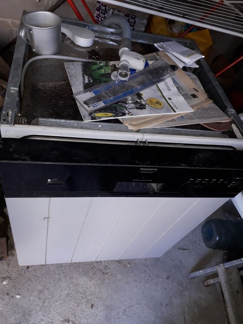Посудомойка Husqvarna Electrolux