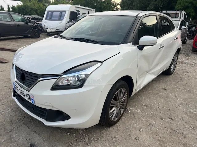 Suzuki Baleno 1.2i  90 Km full  wersja ,biała perła 19r