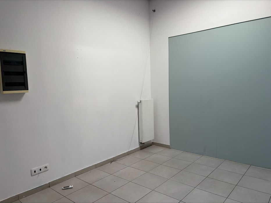 wolny lokal Dąbrówka CH Aurora, 13,36