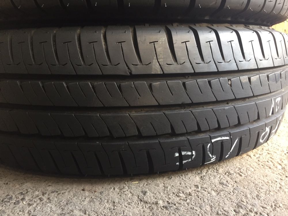 Літні шини Michelin 215/70/15c комплект