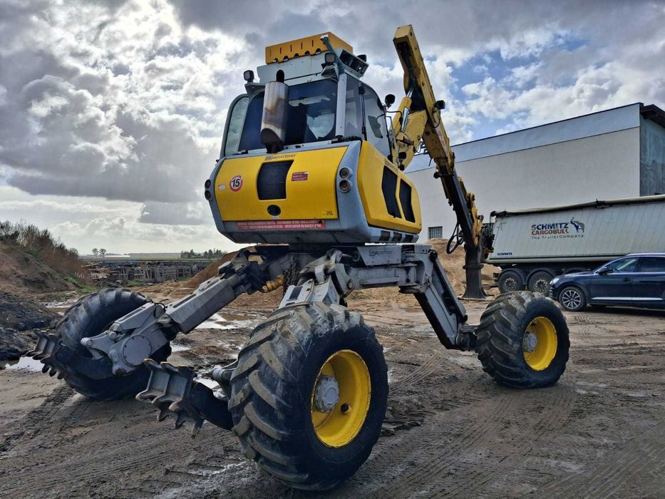 Menzi Muck Koparka Górska krocząca A91