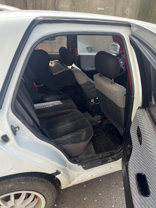 Nissan sunny газ/бенз