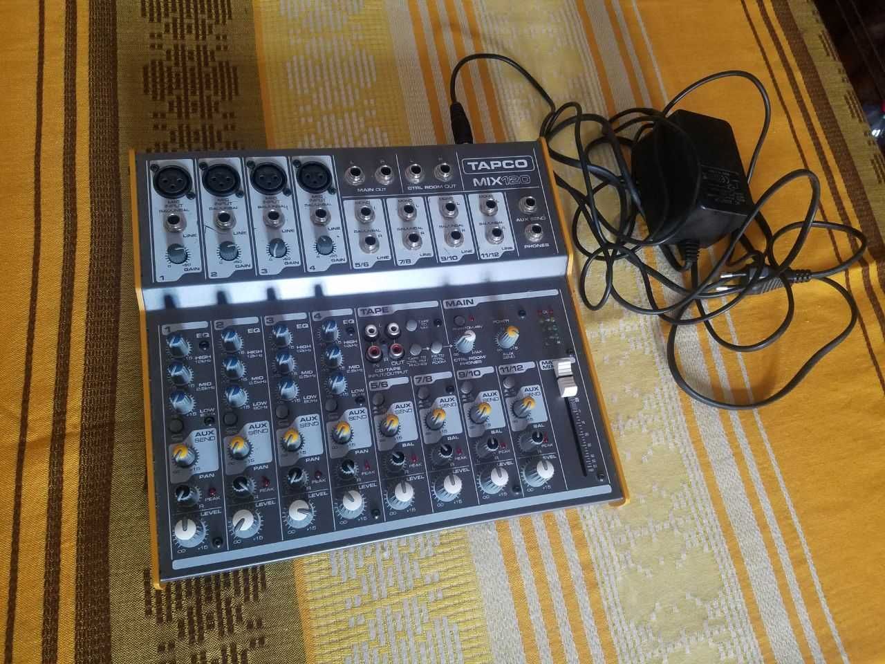 Мікшер Tapco Mix 120