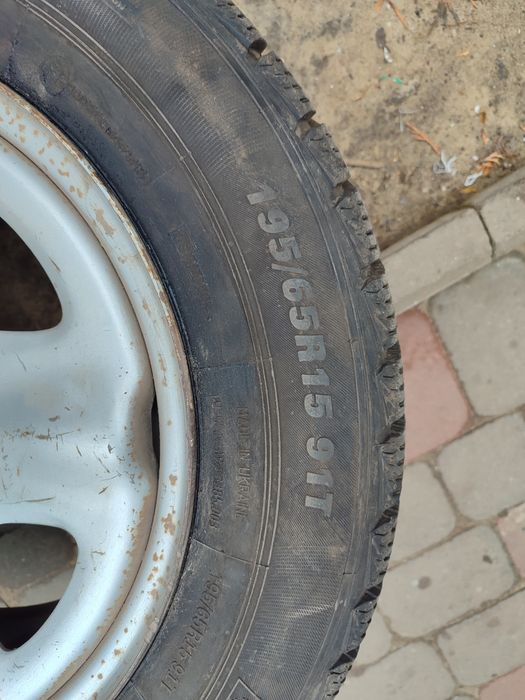 Продам колесо Волга