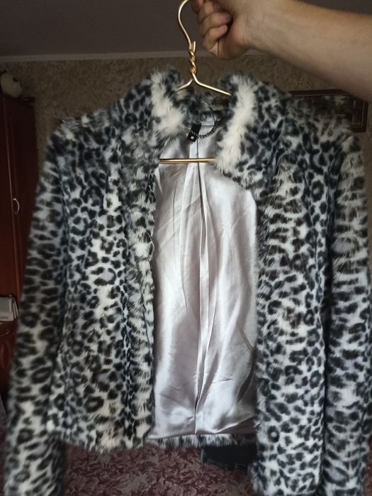 Жіноча Шубка 42 розмір
