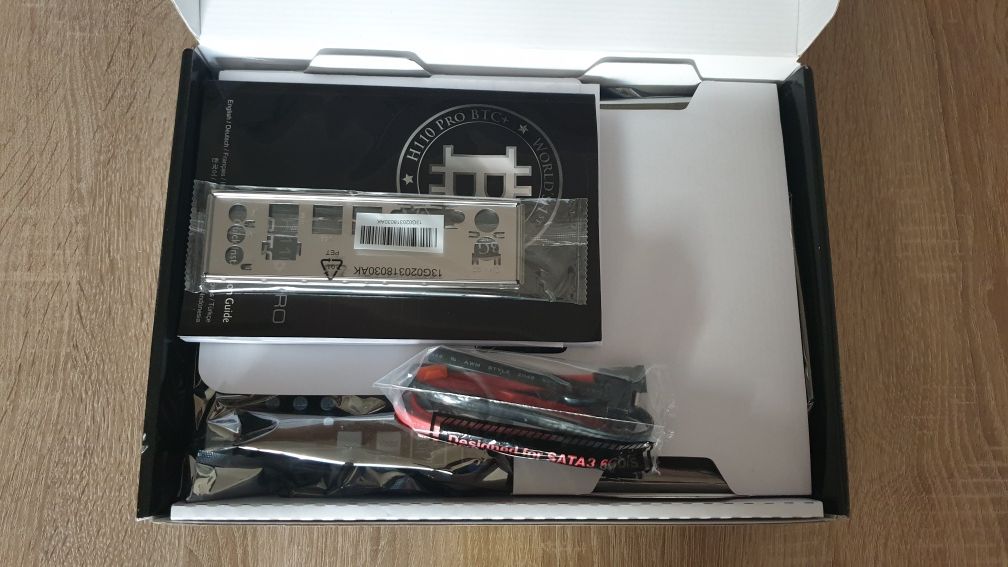Płyta Główna ASRock H110 Pro BTC+ ; 13xGPU Nowa