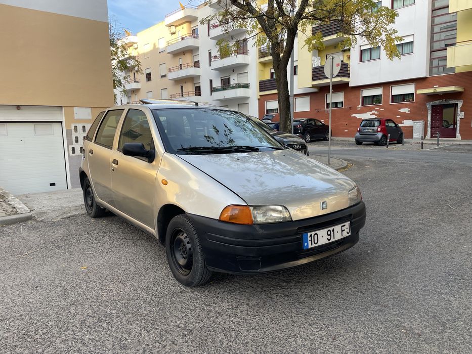 Fiat Punto com apenas 138.000km