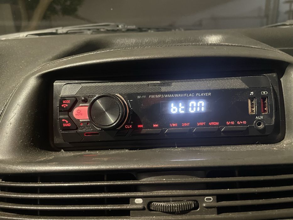 Rádio com bluetooth