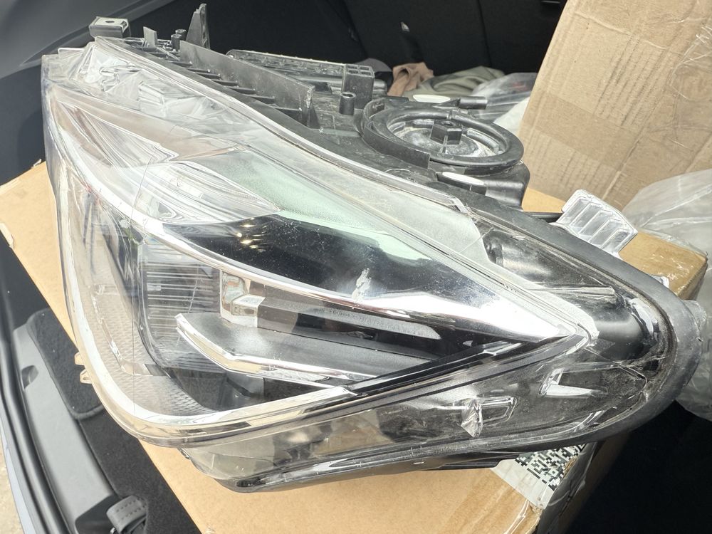 Фара левая BMW F30 led лед