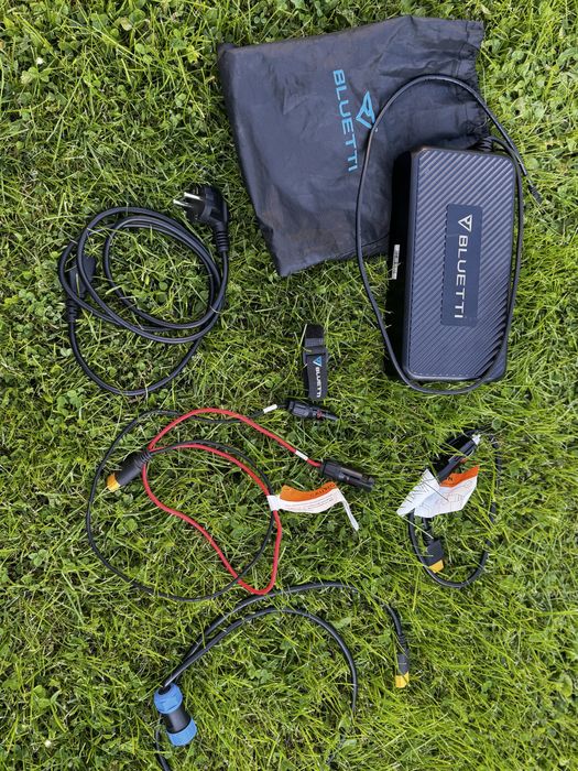 Bluetti ac200 max stacja ładowania powerbank