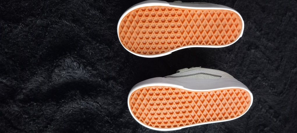 Sapatilhas Vans Originais Tam 22  ( Portes Incluídos)