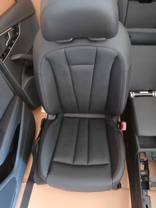 Салон AUDI A4 B9 Розборка Запчастини до AUDI A4 B9