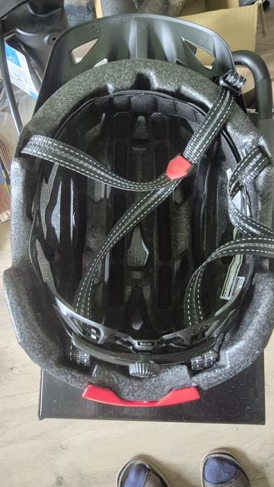 Kask roweru mtb hulajnoga bluegrass 56=59