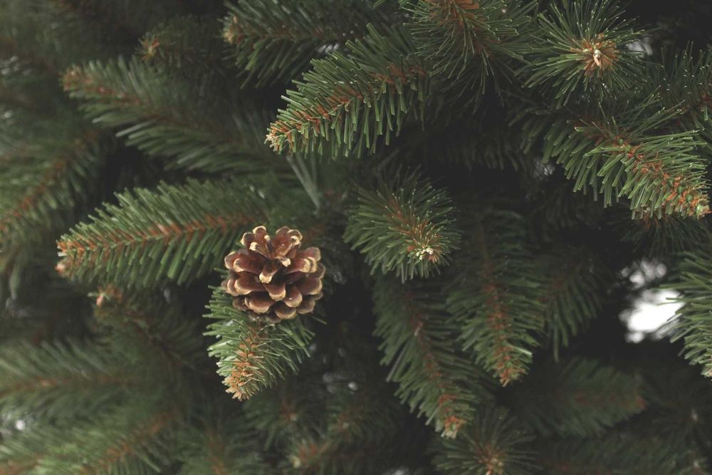 Choinka sztuczna ŚWIERK GÓRSKI Z SZYSZKAMI jak prawdziwy gęsty 220cm