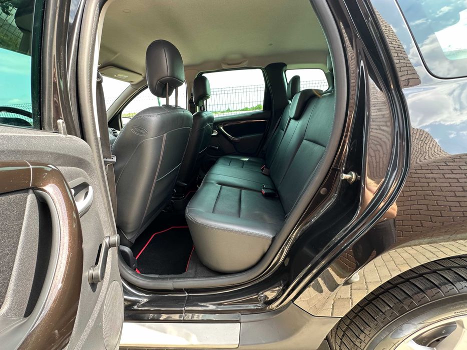 РЕНО дачія Дастер-газ бензин 2012