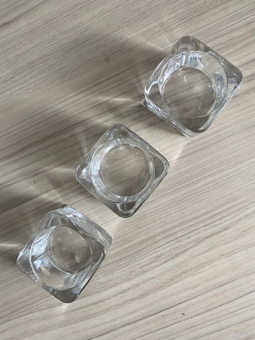 GLASIG Świecznik na tealighty, szkło bezbarwne, 5x5 cm Ikea 3 sztuki